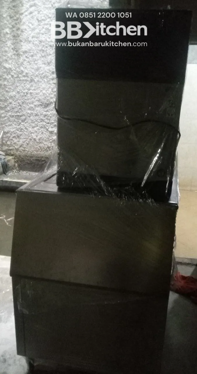 Ice Maker Hoshizaki Kapasitas 220 Kg/24 Jam dengan Tempat Penampungan Kristal 270 Kg