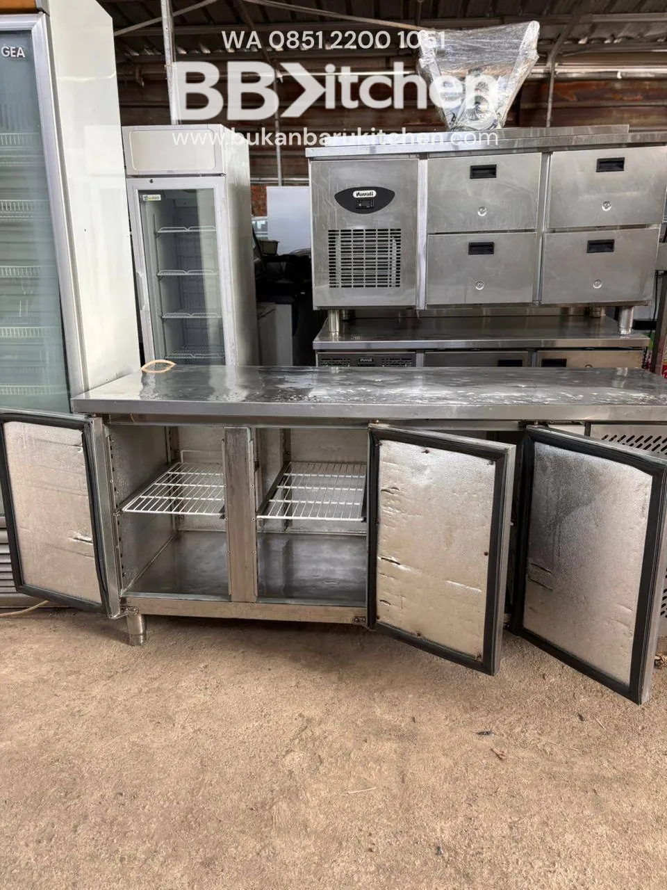 Undercounter Chiller 3 Pintu Ukuran 180x70x85 foto 5