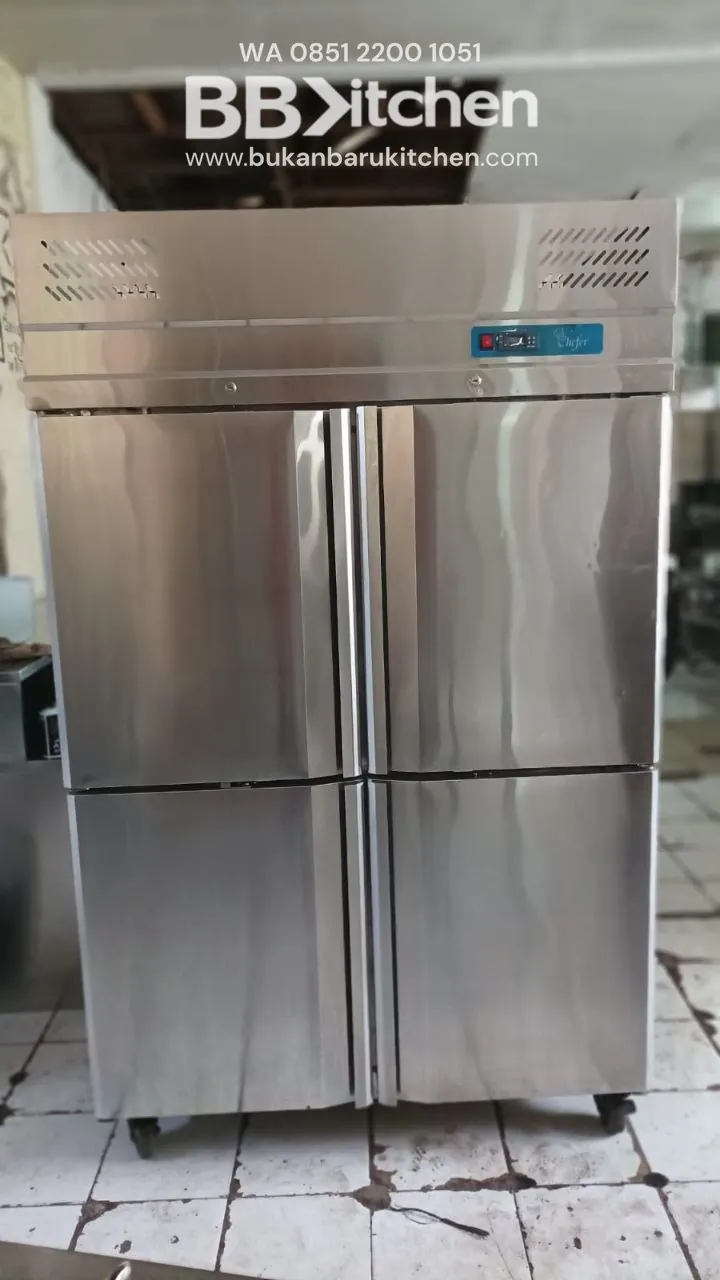 Upright Chiller 4 Pintu Chefer Kapasitas 1000L