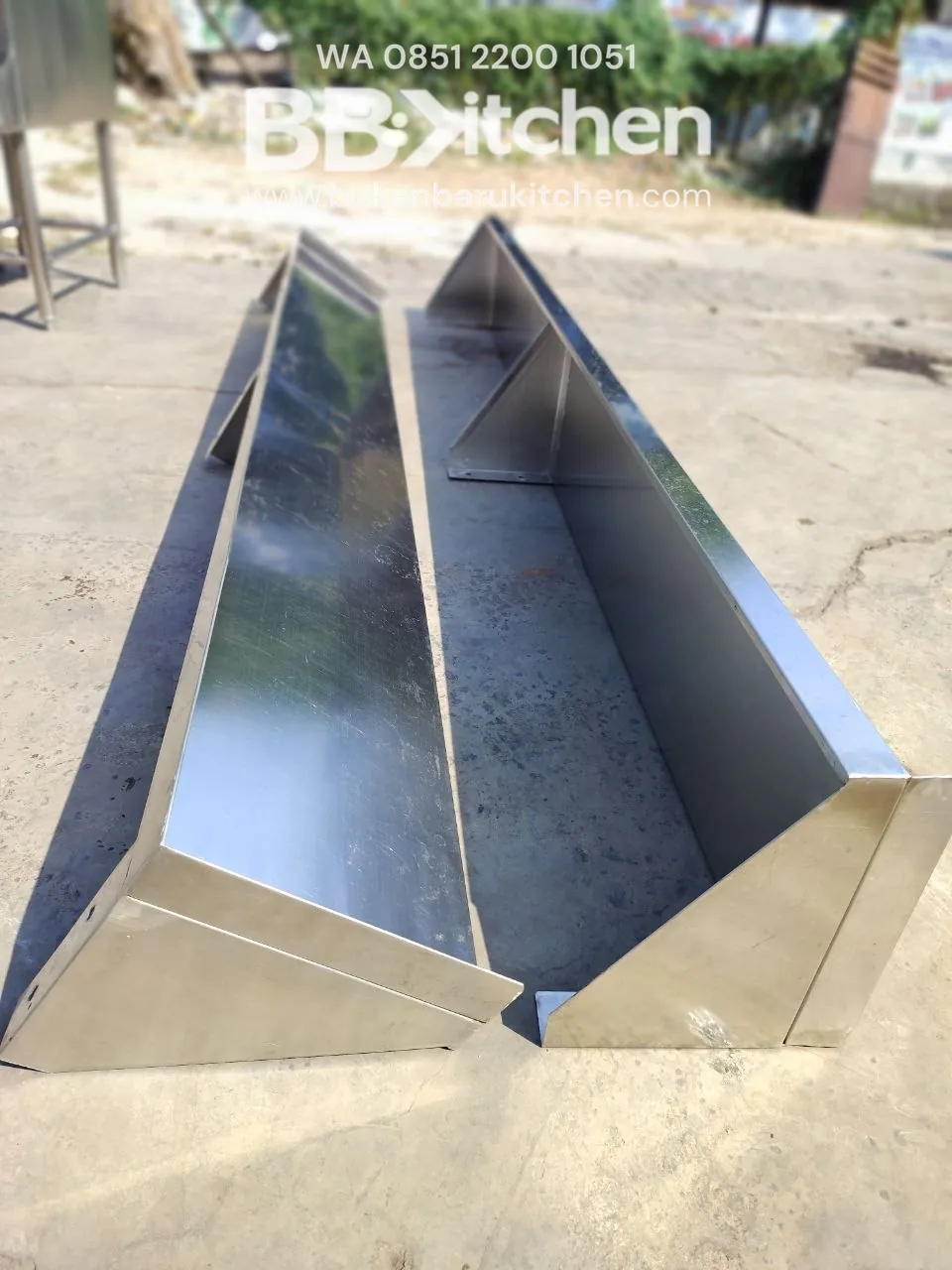Whalsef Stainless Steel 240x30 - Bekas dengan Bercak Karat