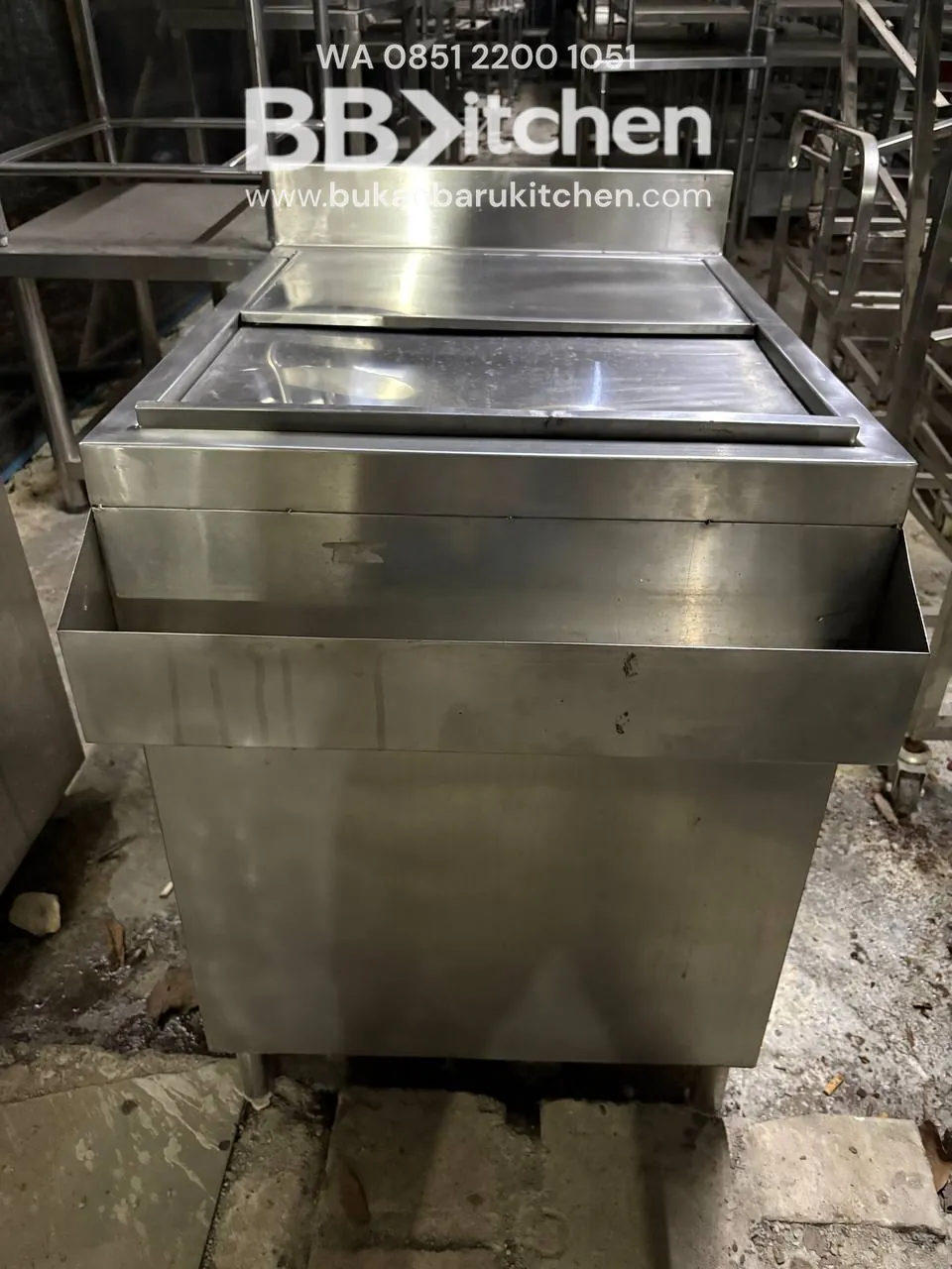 Ice Bin Ukuran 60x85x85 cm - Kapasitas 50x60x65 cm