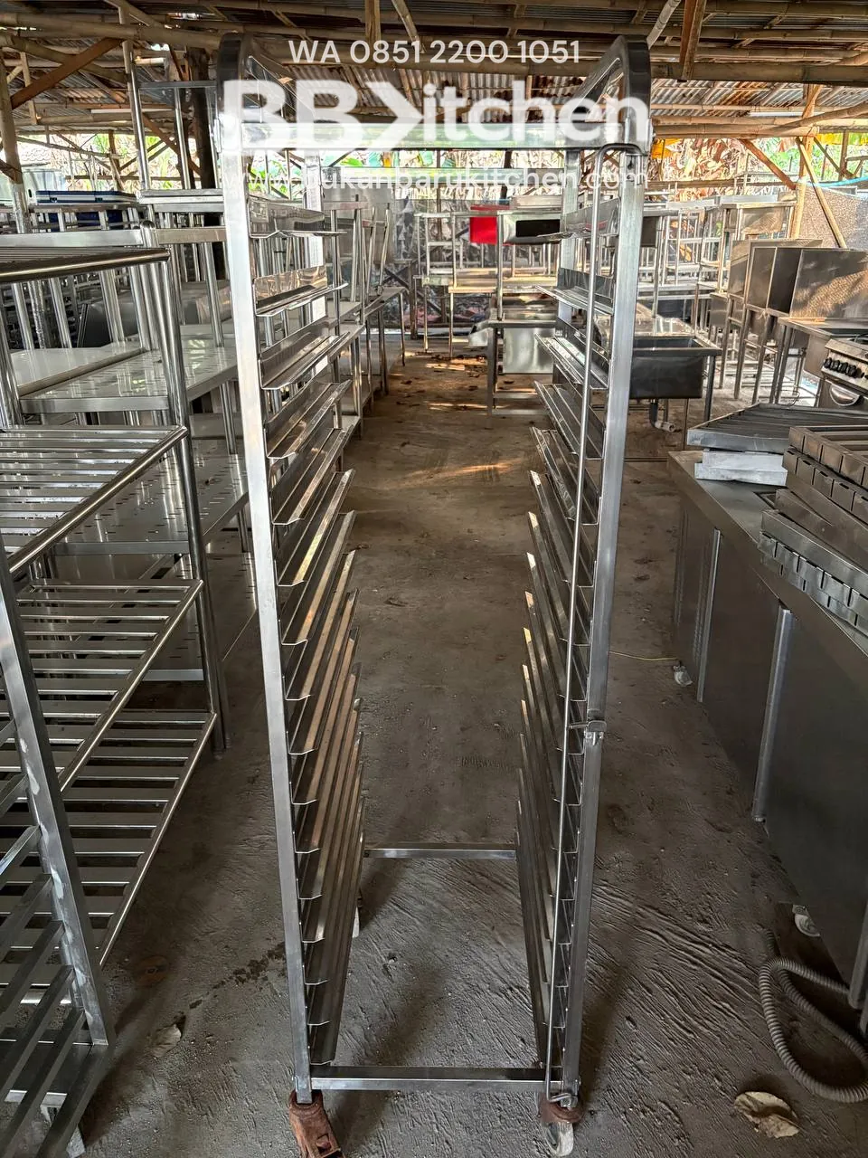 Trolley 16 Tray Ukuran 47x60x170 untuk Loyang 40x60